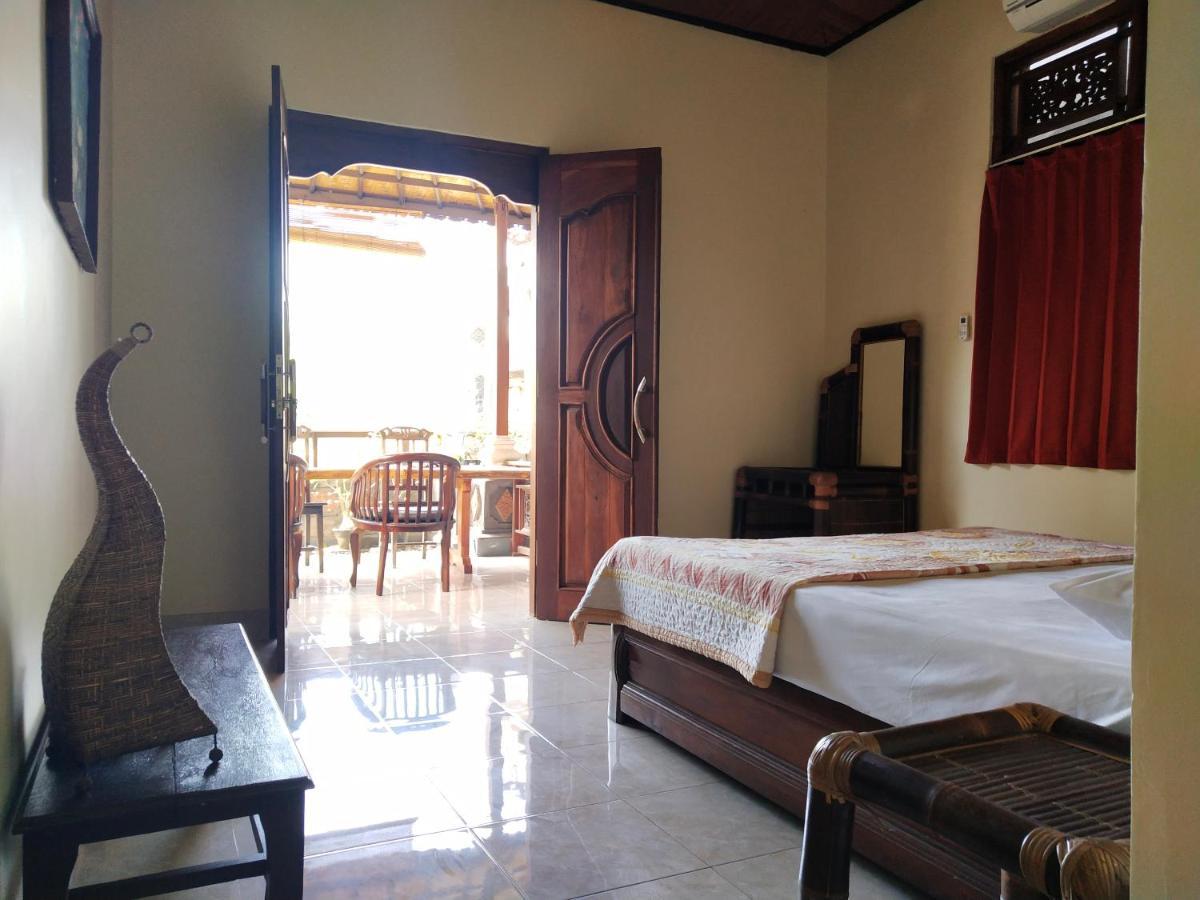 Bagus Homestay Padang Bai Exterior foto