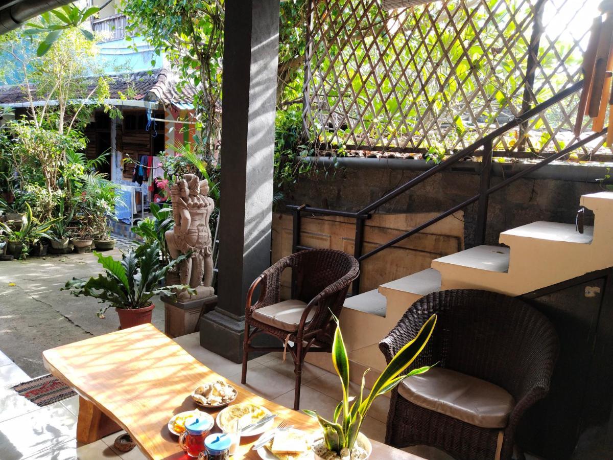 Bagus Homestay Padang Bai Exterior foto